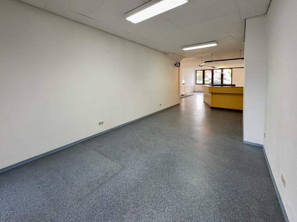 Raum 1 Obergeschoss - Blick v. Eingang