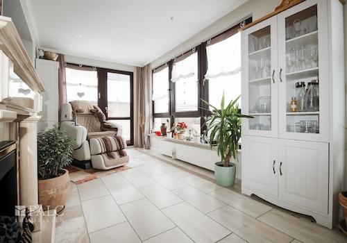 Veranda mit Essbereich