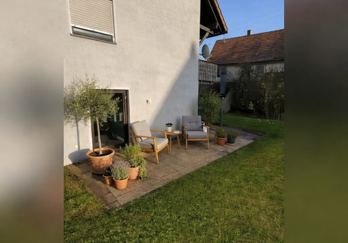 Einrichtungsbsp. KI generiert