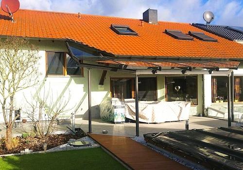 Blick Haus Garten  HERBST