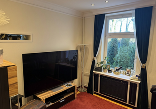 V | EG-Fernsehzimmer