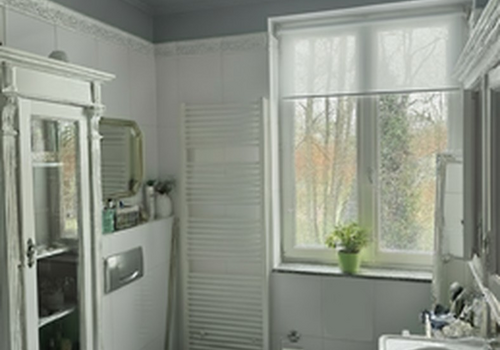 V | OG-Bad mit Dusch