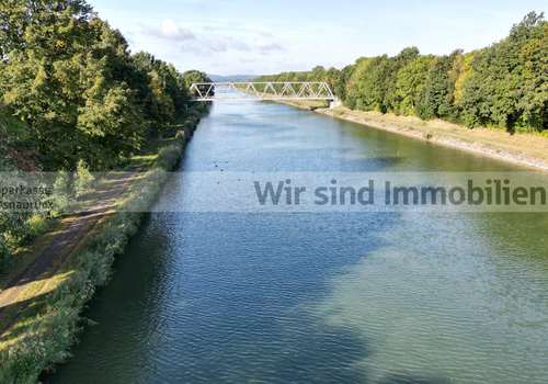 Impression Gehweg Kanal