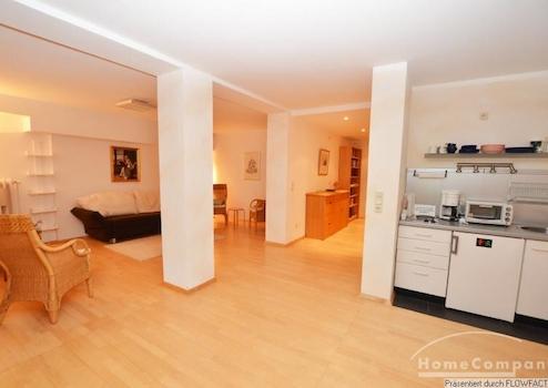 ***Offene Wohnung mit Terasse in Bestlage