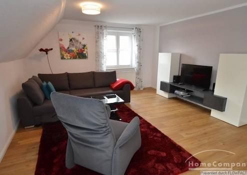 Elegante 3 Zi-Wohnung mit Reinigungsservice in Habenhausen