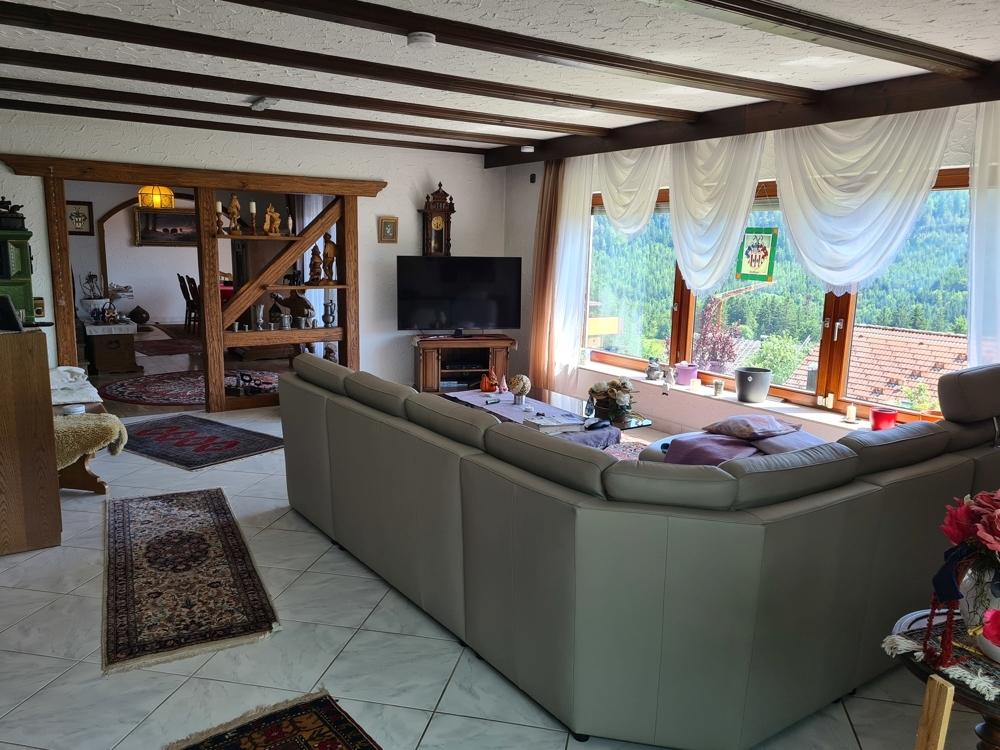 im ganzen Haus Fussbodenheizung