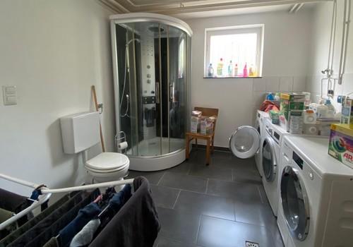 WC/Dusche im Untergeschoß