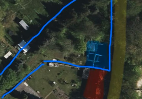 gelb Uferweg, blau Grundstück