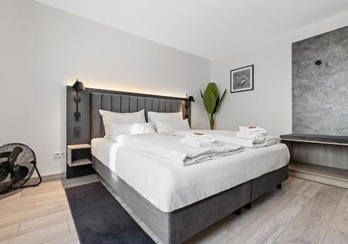 möbliertes Schlafzimmer