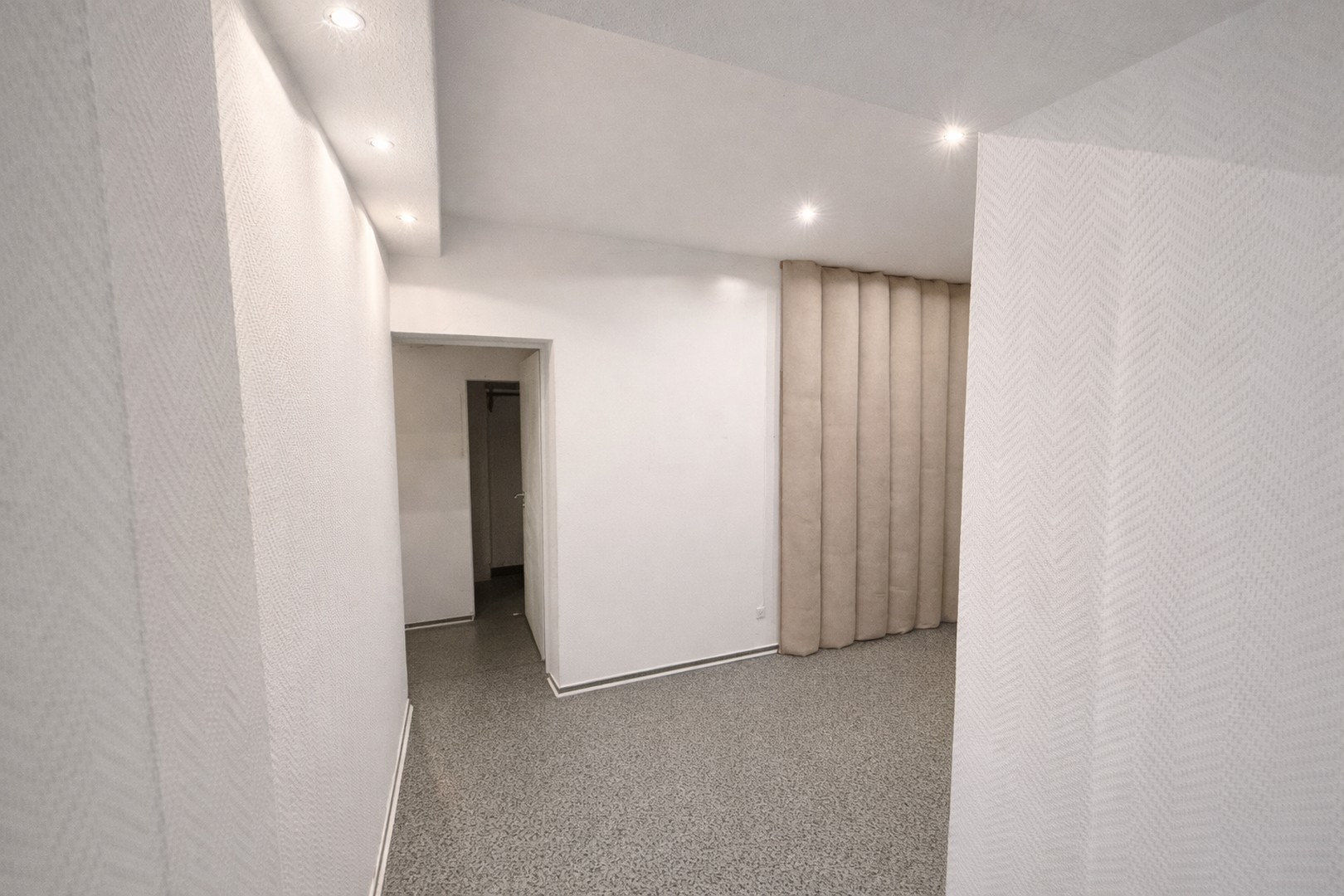 Garagen EG (Kein Wohnraum)