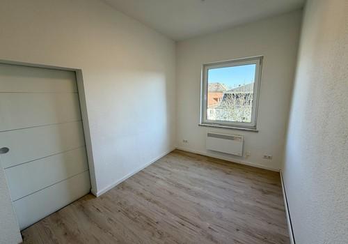 Schlafzimmer mit Ankleide