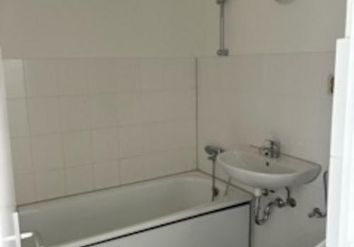 Badezimmer mit Wanne