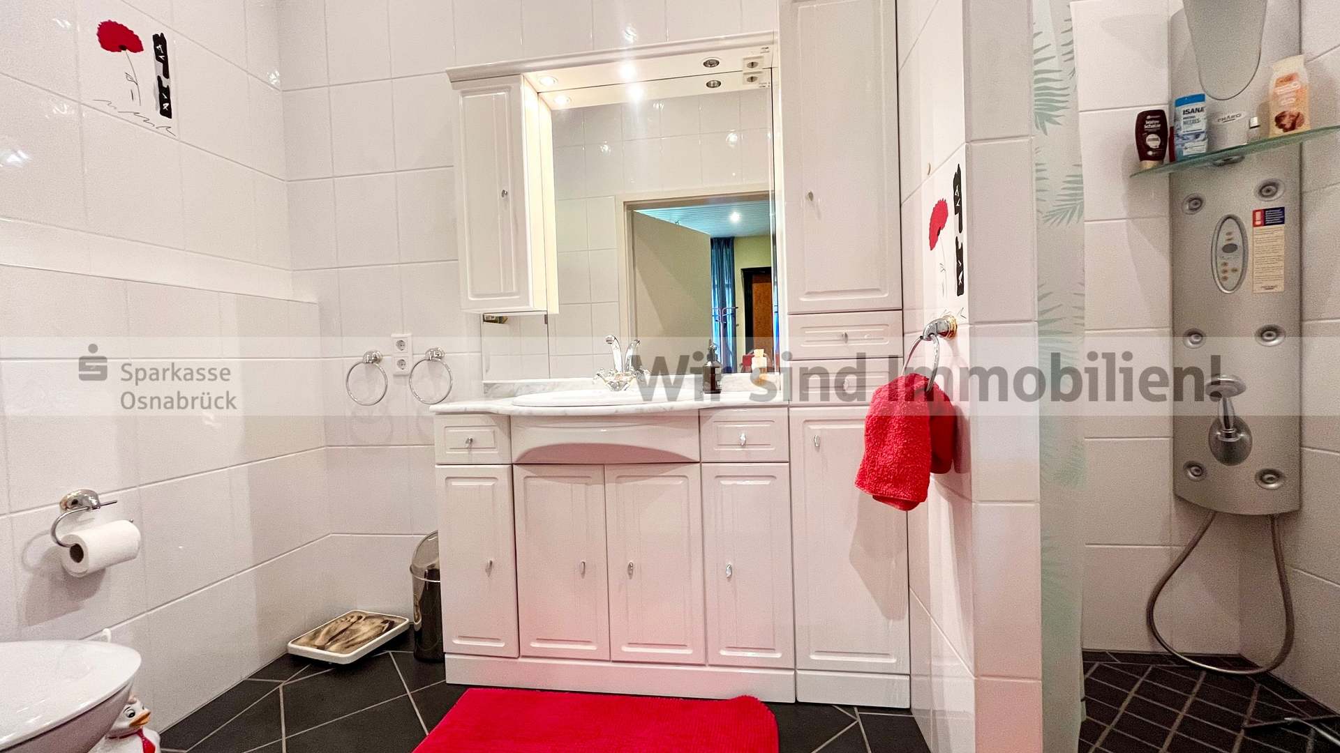 Badezimmer im Erdgeschoss