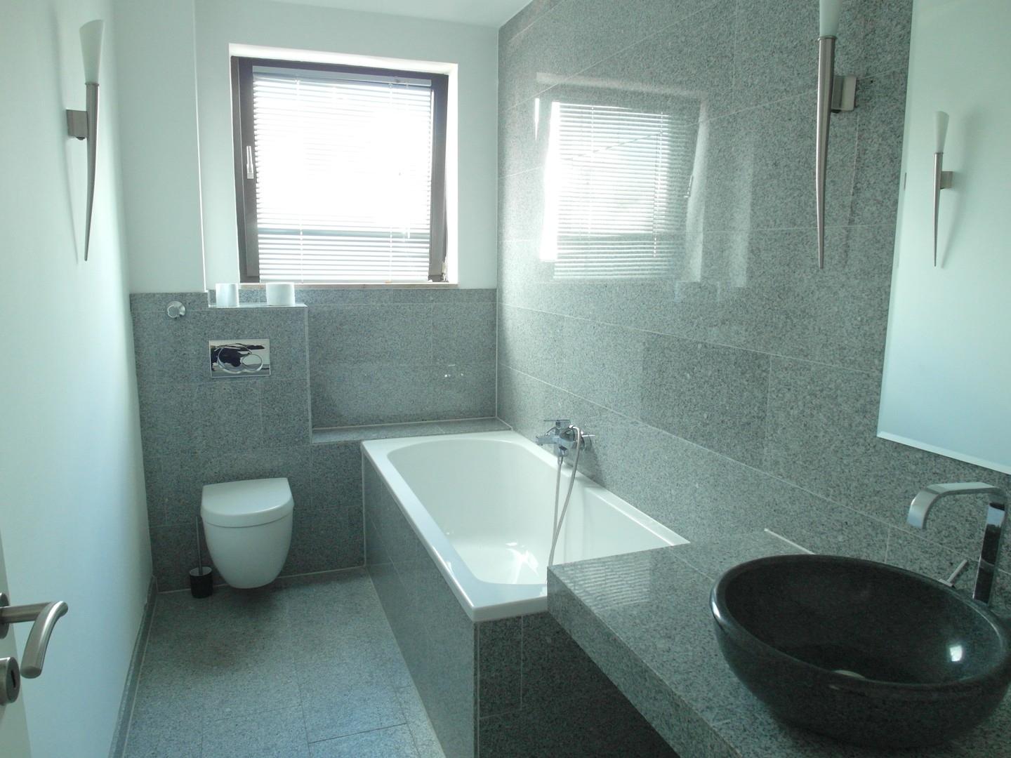 Badezimmer 1