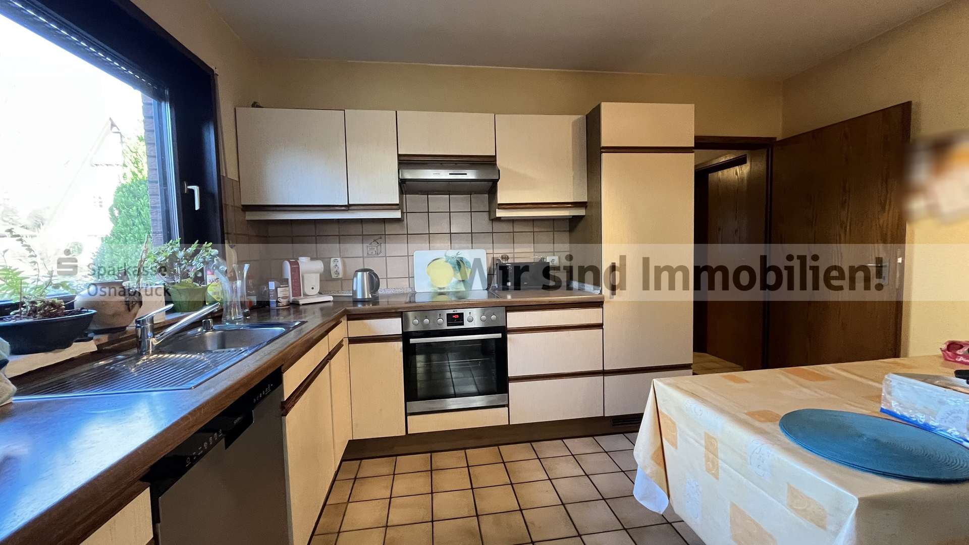 Küche mit Essbereich