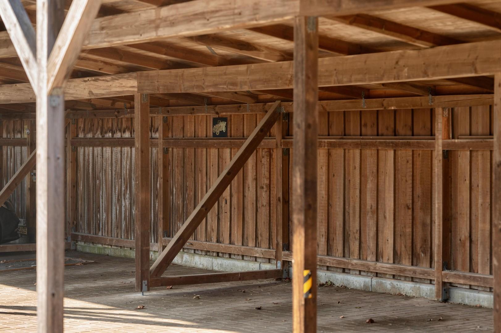 Carport Stellplatz