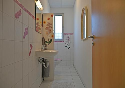 WC Damen OG