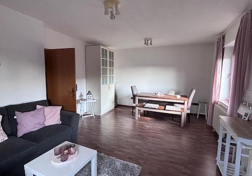 Zimmer unten, Tür kommt neu