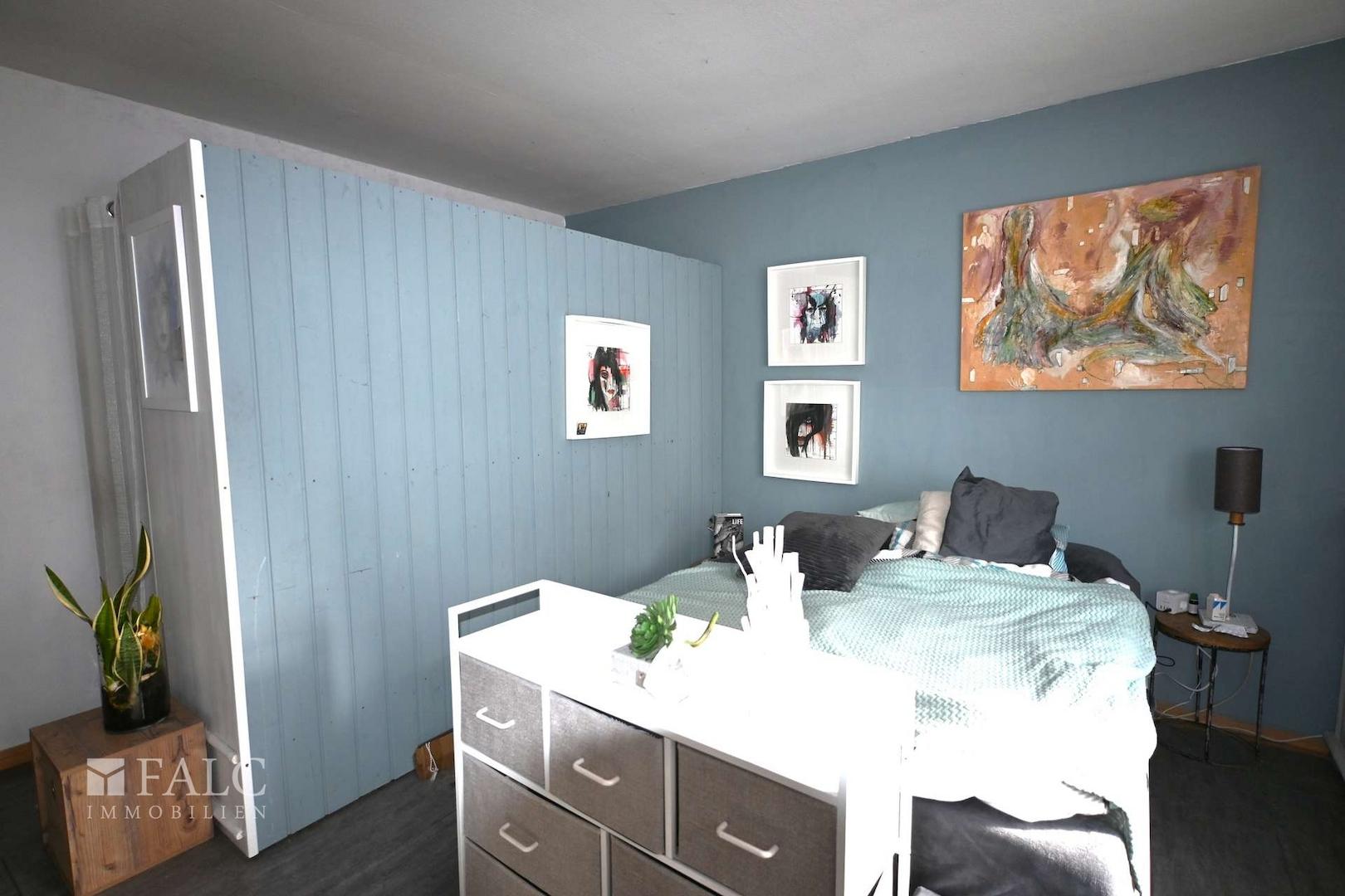 EG-Schlafzimmer mit Ankleide