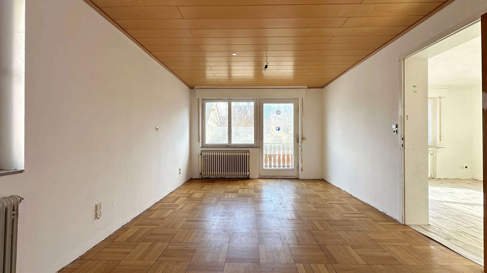 1. Zimmer (OG)
