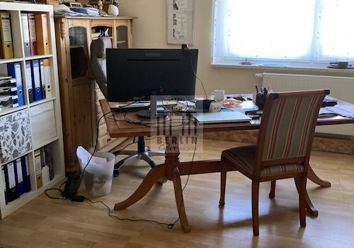 Arbeitszimmer