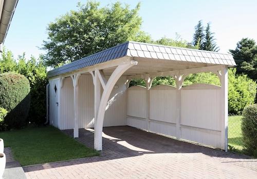 Carport mit Abstellraum 