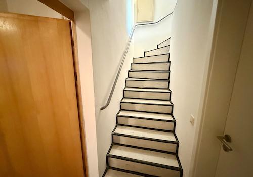 Treppe ins Erdgeschoss