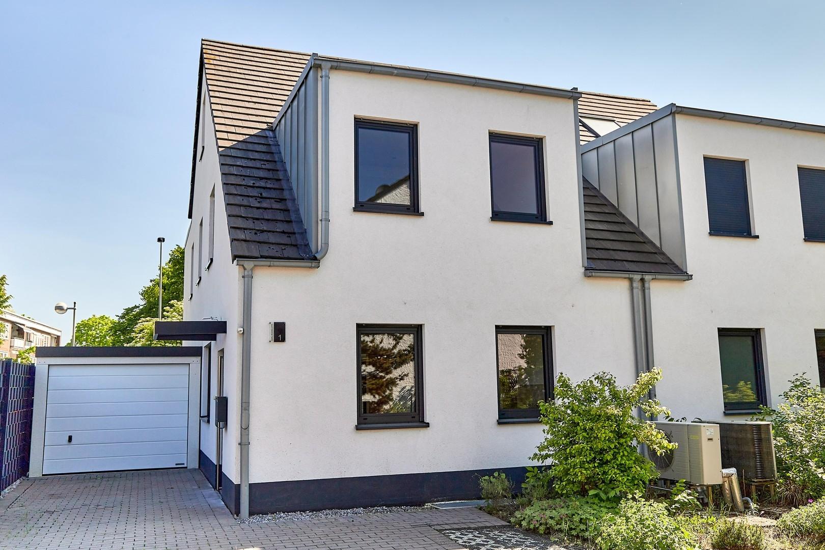 40670 Meerbusch-Osterath, Düsseldorf - Photo 2