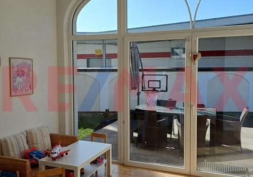 gemütlicher Wintergarten 