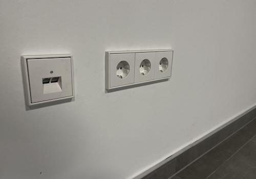 Lan- und Steckdosen