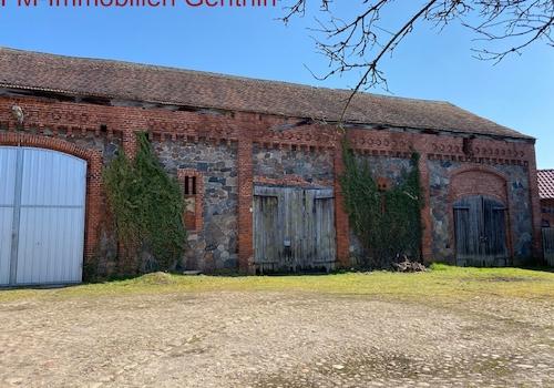 Rechte Scheunenseite