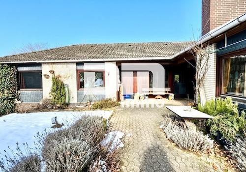 Rückansicht / Terrasse 1