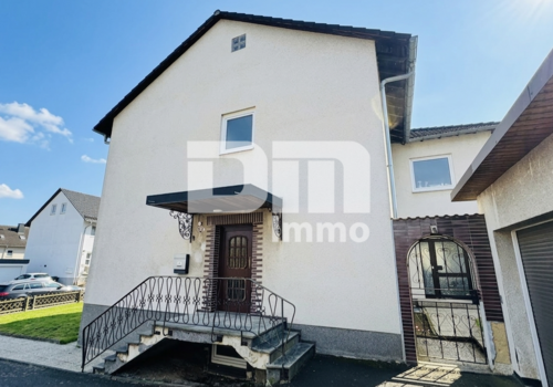 Seitenansicht Haupteingang