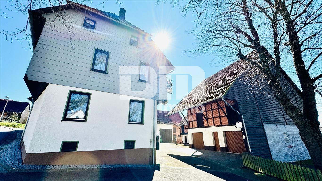 Titel Zufahrt Innenhof