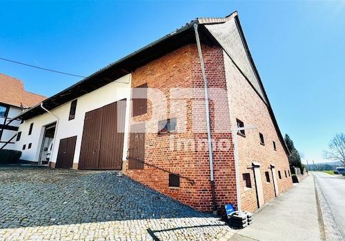 Nebengebäude 3 / Scheunen