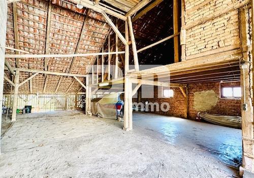 Nebengebäude 3 Scheune Innen