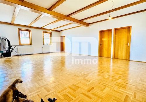 OG Gebäudeteil 1 / Saal / Wohnzimmer