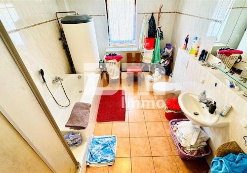 OG Gebäudeteil 2 / Bad Wanne Dusche