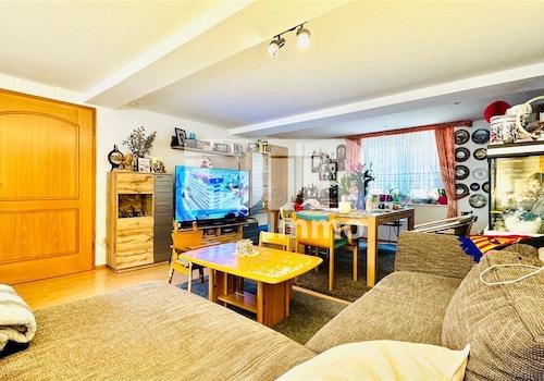 Hochparterre Wohnzimmer / Esszimmer