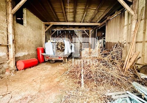 Zufahrt 2 Innenhof / Scheune