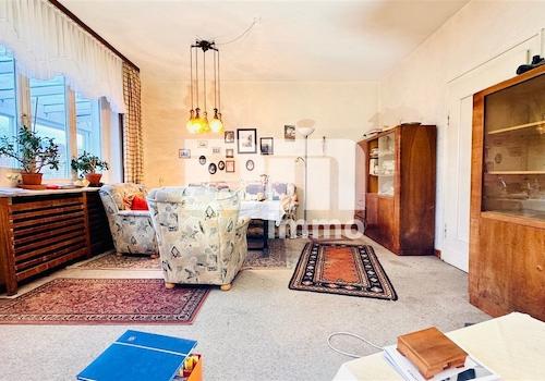 OG 1 Esszimmer / Wohnzimmer offen / Zugang Balkon