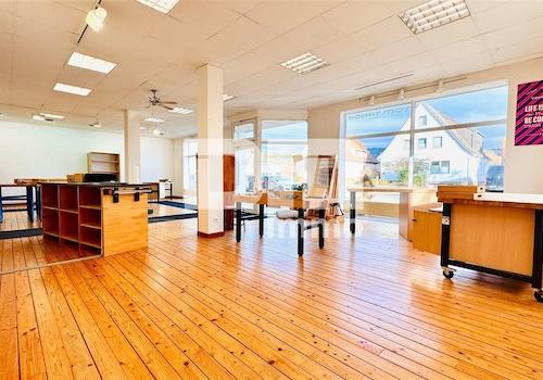 EG Verkaufsraum Hauptraum