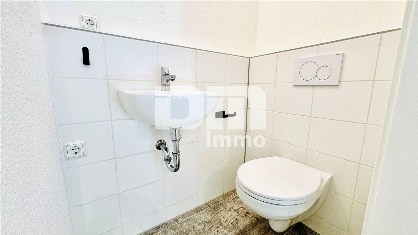 EG Ladeneinheit links WC