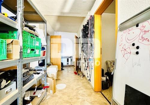 EG Ladeneinheit recht / Hauptraum Lager