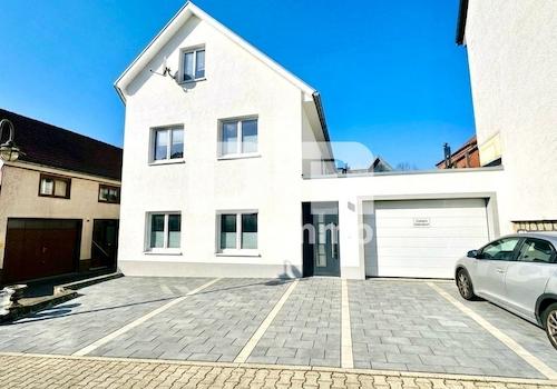 Frontansicht / KI fertig gestellt generiert