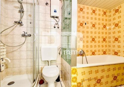 Souterrain Bad / Wanne