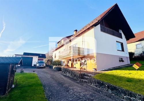 Grundstück vorne / Zufahrt