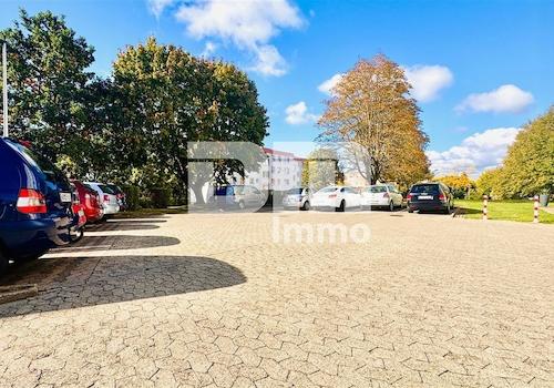 Parkplatz 2 Gemeinschaft