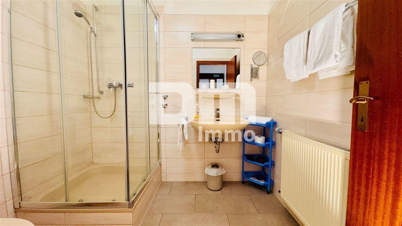 OG Gebäude 2 Doppelzimmer / Duschbad / Balkon