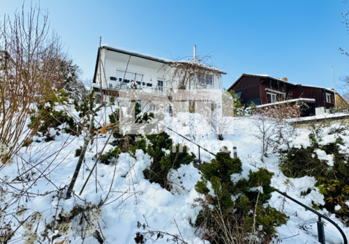 Zugang Wohnhaus / Treppenaufgang